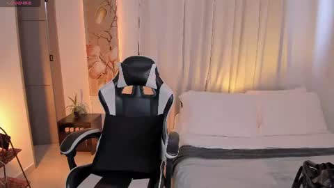 Snapshot of saracavali chatting on 30, 6, 2026 sara cavali online show from 30, 6, 2026
