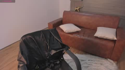 Snapshot of saracorraless chatting on 7, 1, 2025 Sara Everyday From 1430 to 2130 Col Time online show from 7, 1, 2025