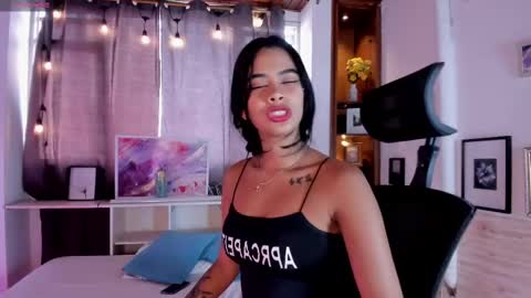 Snapshot of saracorraless chatting on 26, 2, 2025 Sara Everyday From 1430 to 2130 Col Time online show from 26, 2, 2025