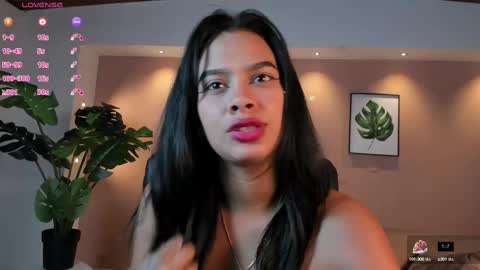 Snapshot of saracorraless chatting on 5, 3, 2025 Sara Everyday From 1430 to 2130 Col Time online show from 5, 3, 2025