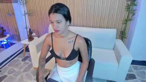 Snapshot of saracorraless chatting on 10, 10, 2025 Sara Everyday From 1430 to 2130 Col Time online show from 10, 10, 2025