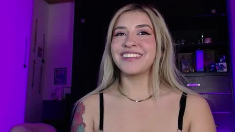 Snapshot of saradiazxxx chatting on 15, 3, 2026 saradiazxxx online show from 15, 3, 2026