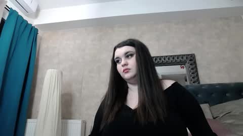 saraelise online show from 29, 11, 2025