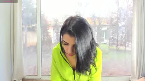 Sara online show from 3, 3, 2025