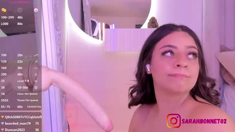 Sarah Bonneth online show from 7, 3, 2025