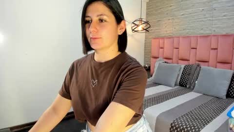 Sarah Deyvis online show from 25, 2, 2025