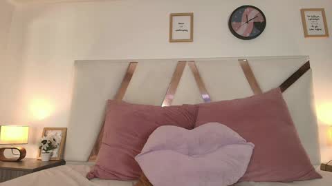 Sarah Evans online show from 11, 12, 2024