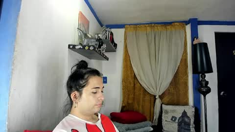  SARAHJEY     online show from 8, 6, 2026