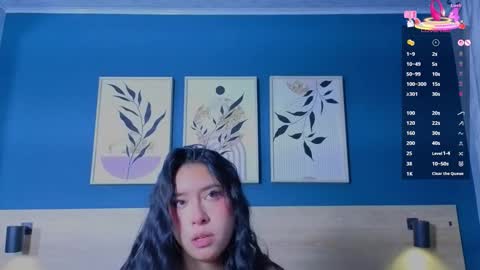 Sarah online show from 4, 10, 2025