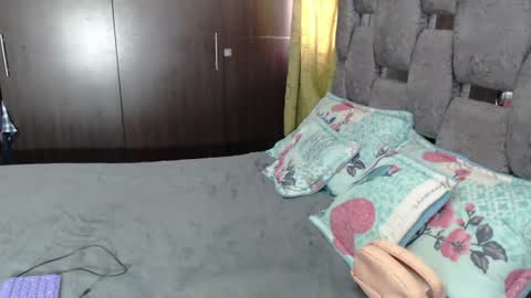 Snapshot of sarahott_1 chatting on 19, 7, 2026 Lia online show from 19, 7, 2026