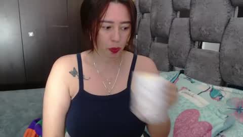 Snapshot of sarahott_1 chatting on 21, 7, 2026 Lia online show from 21, 7, 2026