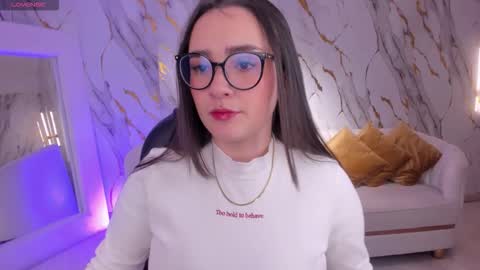 Sarah Rhodes online show from 15, 10, 2025