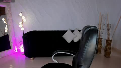 Snapshot of sarahrhodes_ chatting on 31, 5, 2026 Sarah Rhodes online show from 31, 5, 2026