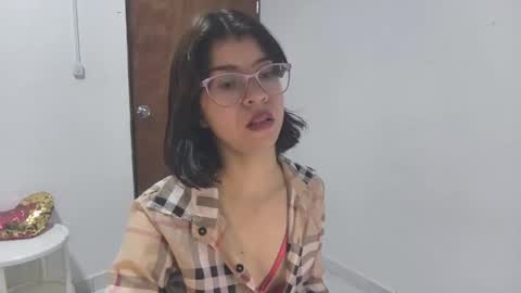 Sarah  online show from 27, 9, 2025