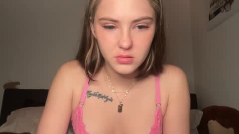 SarahxOliver online show from 1, 2, 2026