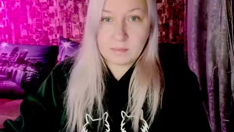 Snapshot of sarakatherin chatting on 8, 12, 2024 Sara online show from 8, 12, 2024