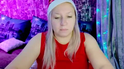 Snapshot of sarakatherin chatting on 25, 12, 2024 Sara online show from 25, 12, 2024