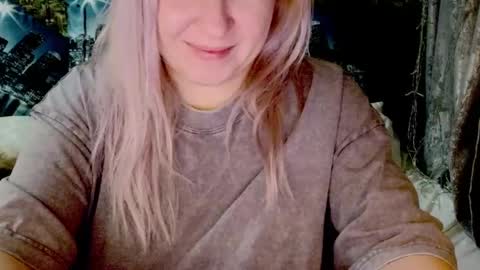 Snapshot of sarakatherin chatting on 28, 12, 2024 Sara online show from 28, 12, 2024