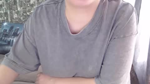 Snapshot of sarakatherin chatting on 4, 2, 2025 Sara online show from 4, 2, 2025