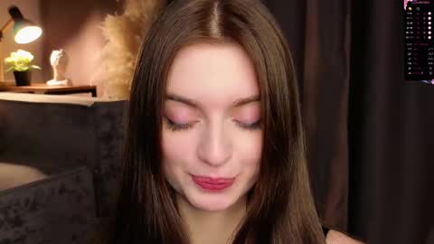 Snapshot of sarakinsly chatting on 20, 12, 2025 Rosie online show from 20, 12, 2025