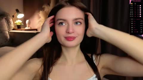 Snapshot of sarakinsly chatting on 21, 12, 2025 Rosie online show from 21, 12, 2025