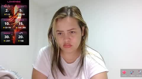 Snapshot of saramartinez100 chatting on 25, 2, 2025 sara martinez online show from 25, 2, 2025