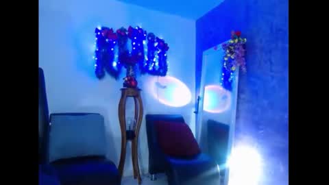 Snapshot of sarasmith2 chatting on 4, 12, 2024 sara online show from 4, 12, 2024