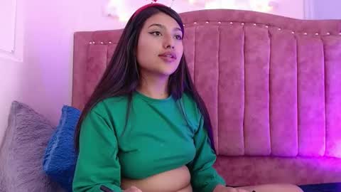 Snapshot of sarastonesx chatting on 14, 12, 2024 sarastonesx online show from 14, 12, 2024