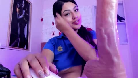 Snapshot of sarastonesx chatting on 22, 9, 2025 sarastonesx online show from 22, 9, 2025