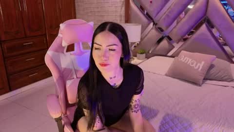 Sara  online show from 23, 4, 2026