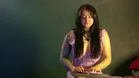 Sara Herrera online show from 2, 5, 2026
