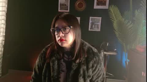 Sara Herrera online show from 6, 8, 2026