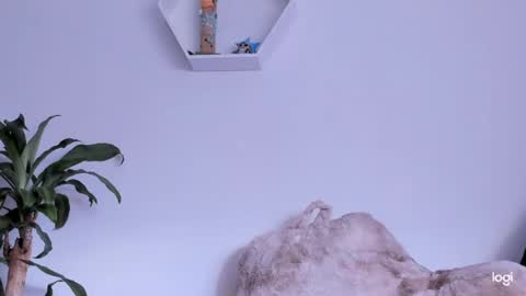 Saray  online show from 5, 1, 2025