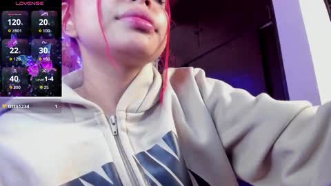 saray__jones online show from 16, 9, 2025