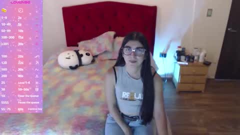 Snapshot of saray_honey1 chatting on 27, 9, 2025 saray online show from 27, 9, 2025