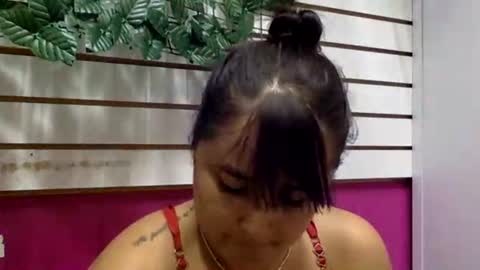 Snapshot of sarayx chatting on 8, 7, 2026 mery online show from 8, 7, 2026