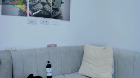 Snapshot of sarita_dolly chatting on 1, 1, 2025 Sara Cute online show from 1, 1, 2025