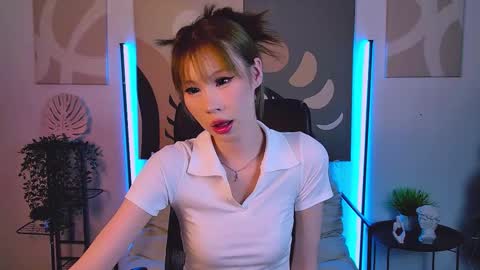 Snapshot of sarrahrice chatting on 17, 3, 2026 SarahRice online show from 17, 3, 2026