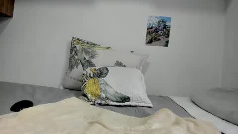 sasha_collinns online show from 5, 3, 2026