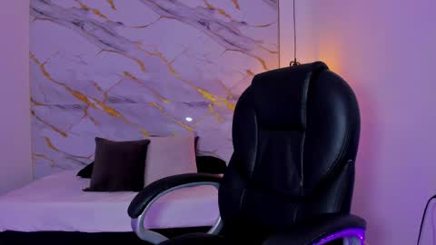 Sasha online show from 1, 2, 2025