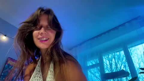 Alexandra Sasha in short online show from 27, 2, 2026
