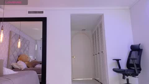 Snapshot of sasha_sinne chatting on 15, 7, 2026 sasha_sinne online show from 15, 7, 2026