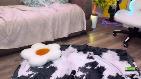 Hi everyone my name is Sasha   online show from 18, 12, 2024