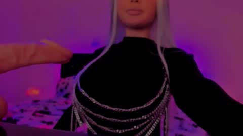   Sasha   online show from 11, 10, 2025