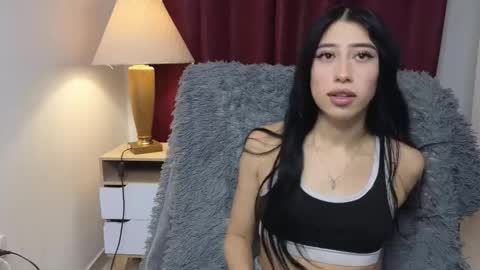 Snapshot of sashacute_ chatting on 6, 11, 2025 Sasha online show from 6, 11, 2025