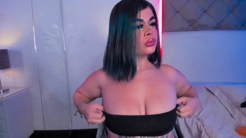 selene  online show from 5, 2, 2025