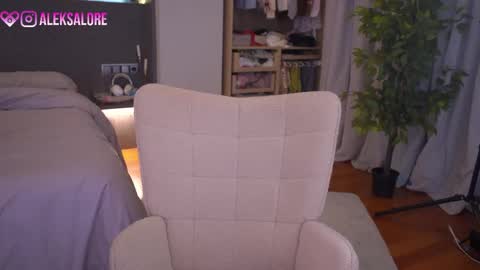 Snapshot of sashalore chatting on 19, 3, 2026 sashalore online show from 19, 3, 2026