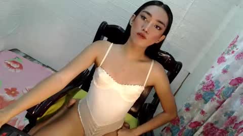 KEYLLA online show from 17, 2, 2026