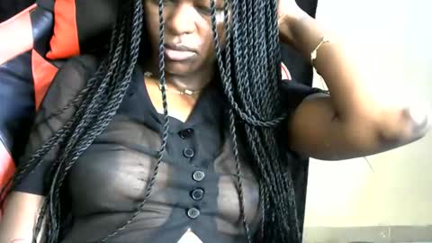 sassy_lyne online show from 20, 5, 2026