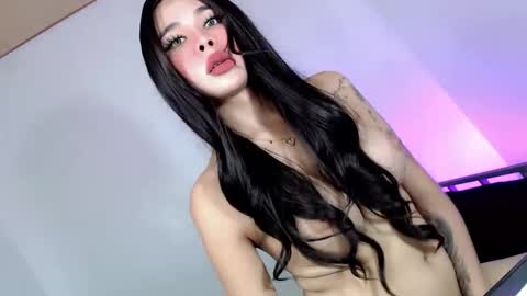 Snapshot of sassy_tiffanie chatting on 15, 1, 2026 Tiffanie online show from 15, 1, 2026